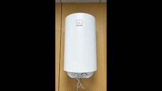 Máy nước nóng điện trữ nước nóng tức thì